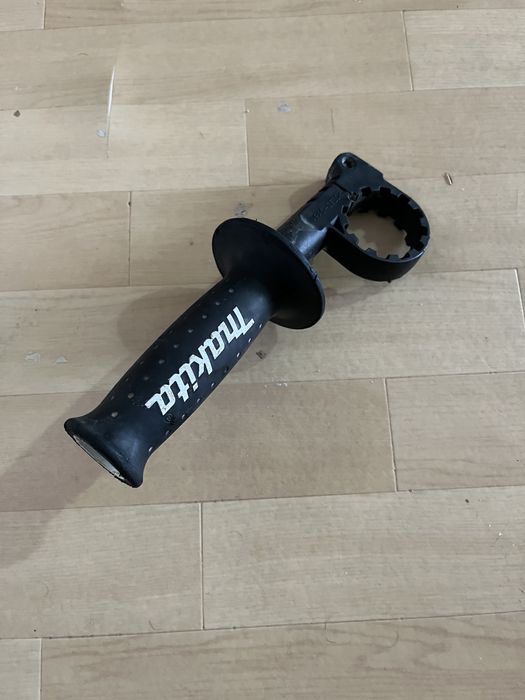 Перфоратор Makita 2470