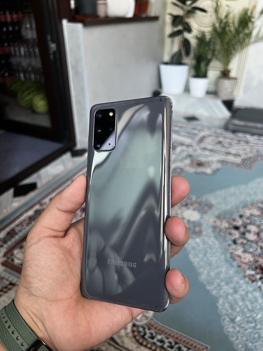 Samsung S20 Plus