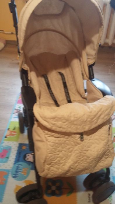 150лв + подаръци Бебешка количка с два коша