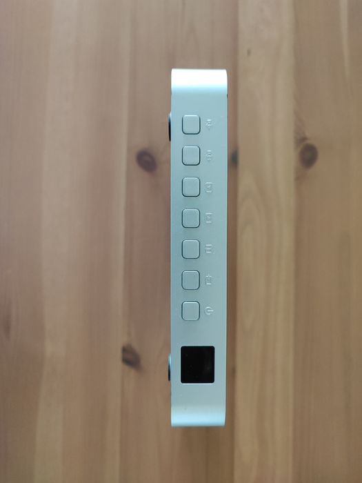 Продам TV-тюнер AVerMedia A219