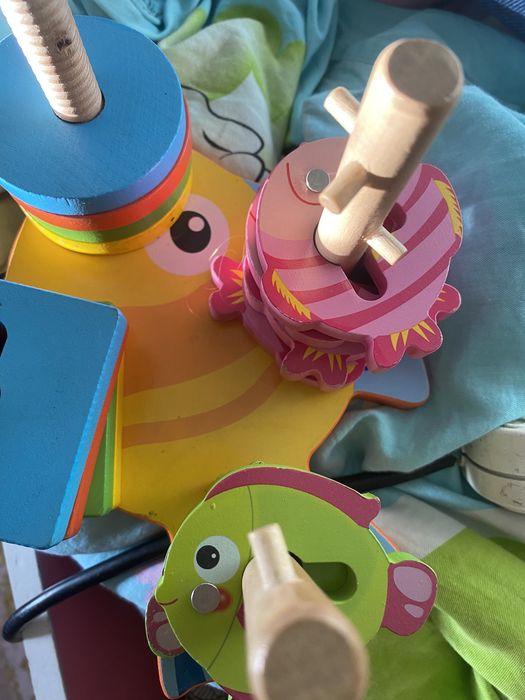 Продам развивающую игрушку