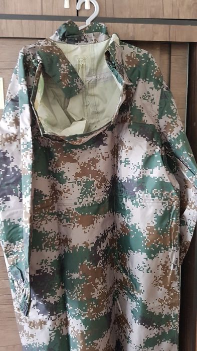 Плащ дождевик...