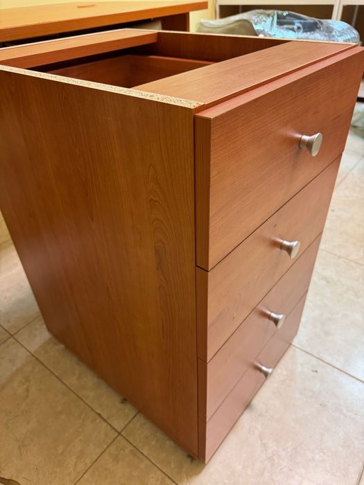 Офис контейнер с 4 чекмеджета за бюро