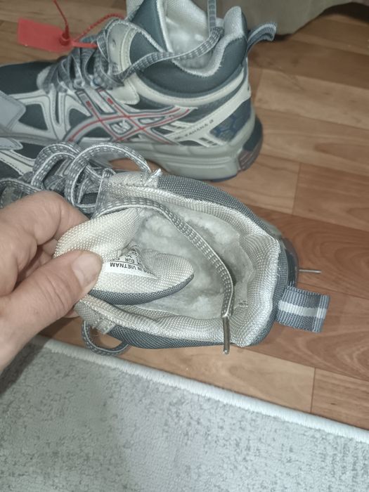 Кроссовки на мальчика новые