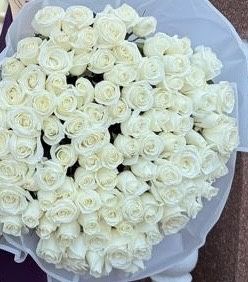 101 белые розы свежые Алматы
