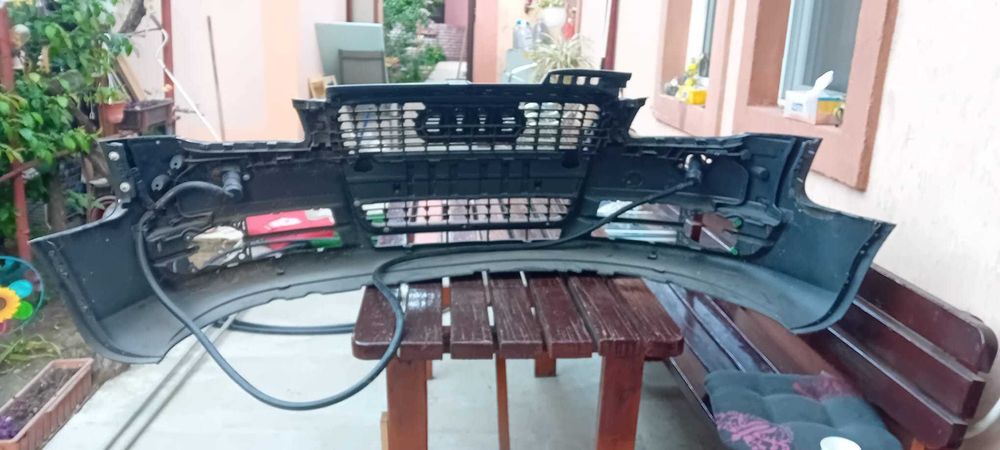 Vand bara din fata pentru audi a4 b7 s line