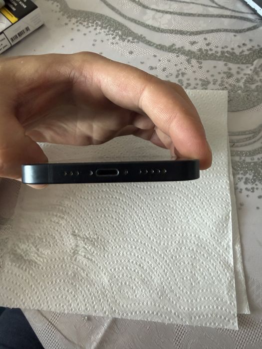 Iphone 13  cu garantie