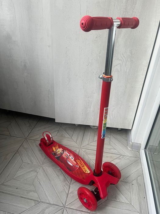 Самокат детский Макуин