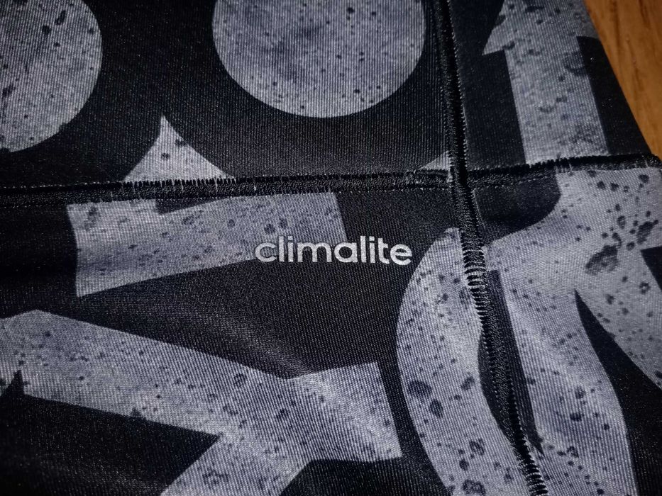 Adidas ClimaLite, Оригинален Клин, Размер L. Код 2240