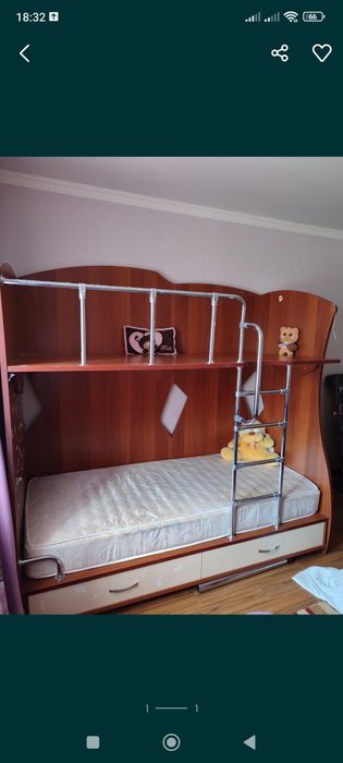 Двухъярусная кровать полуторка