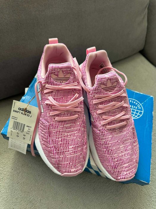 Дамски маратонки Adidas 38 и2/3