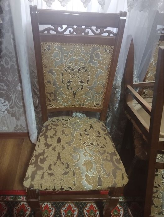 Мебел срочно сотилади