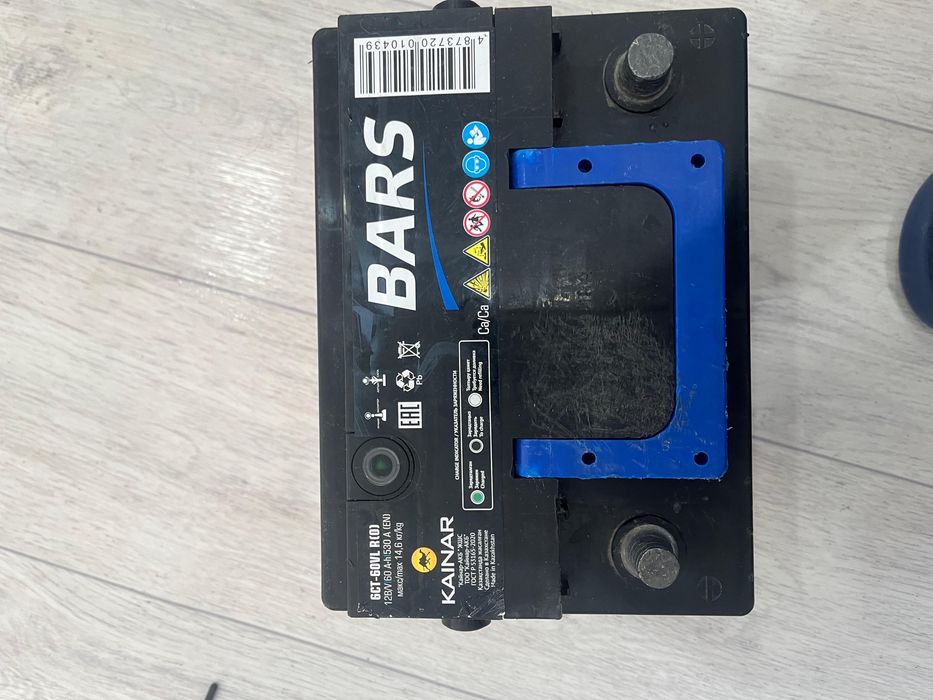 Аккумулятор для машины 60%