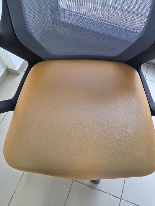 Кресло офисное срочно