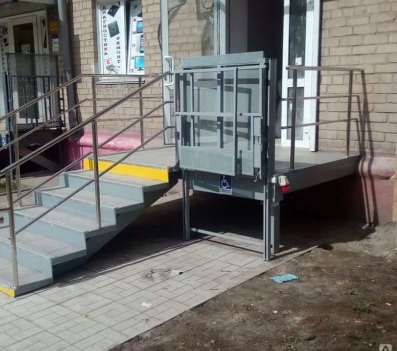 Вертикальный подъемник ( пандусы ) для инвалидов