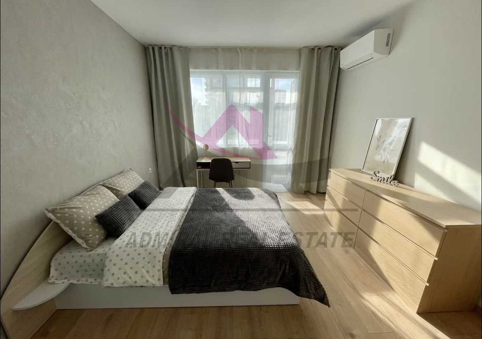 Дава се под наем Двустаен апартамент в Варна, Базар Левски - 70 кв.м за 650 € - Снимка #2