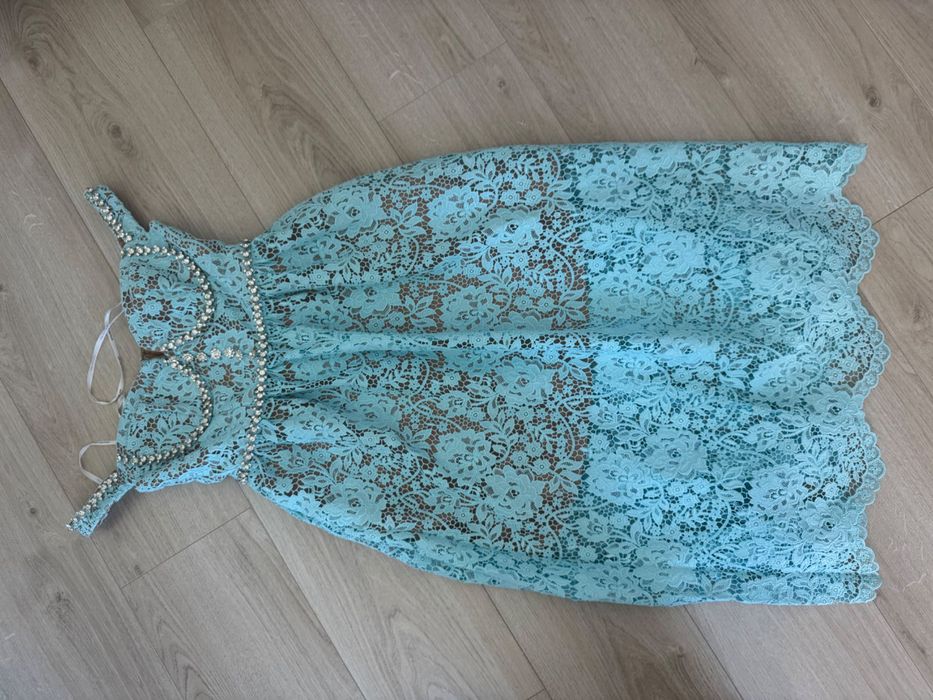 Self-portrait НОВА дантелена рокля 38