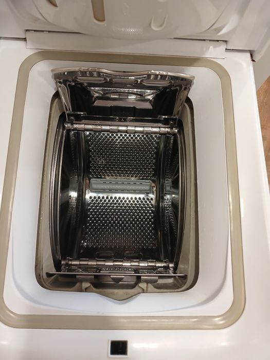 Стиральная машина Hotpoint Ariston