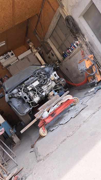 Servicii auto Stand redresat caroserii / Cal tras lonjeroane