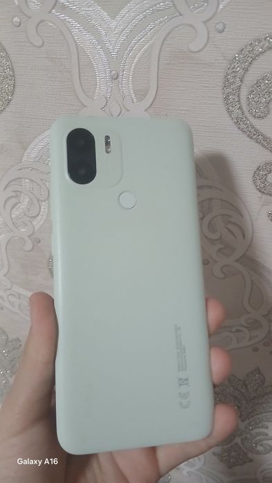 Redmi A1 + surochan sotiladi