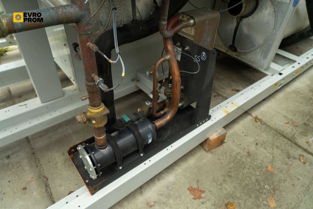 Чилър CARRIER 30XB  0041 890 kW | Тестван | С гаранция