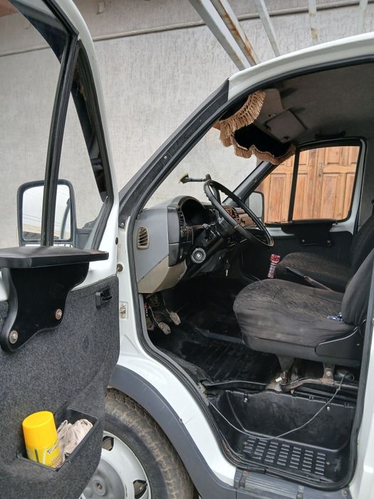 3.5 tonnagacha yuk avtamibili bortli