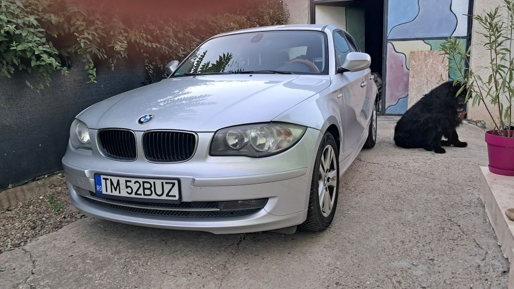BMW Seria 1 2011 — imagine 1