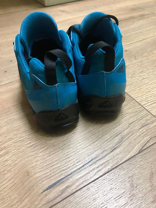 Маратонки adidas