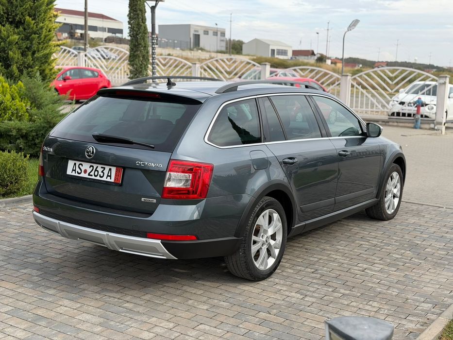 Skoda Octavia Scout 2.0 diesel DSG 4X4