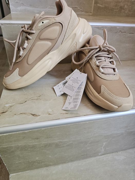 Обувки adidas OZELLE