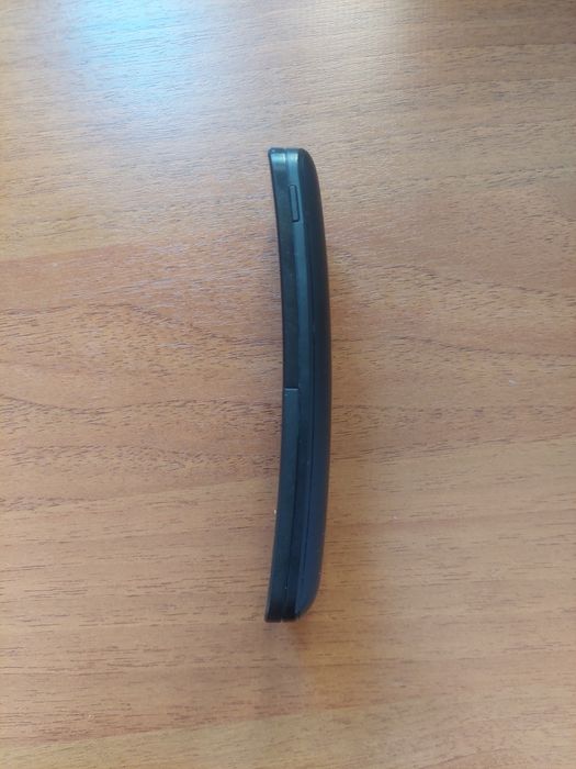 Нокия 8110i в отличном состоянии.