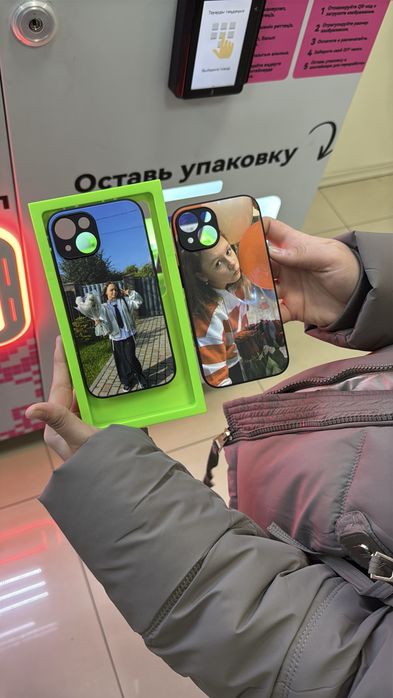 Аппарат по распечатки чехлов для смартфона