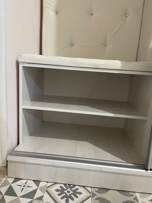 Шкаф для прихожей