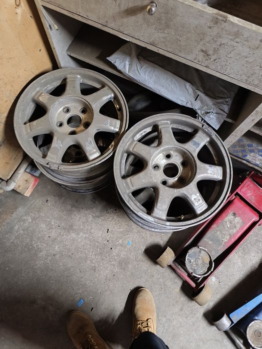 Продам диски размер 16