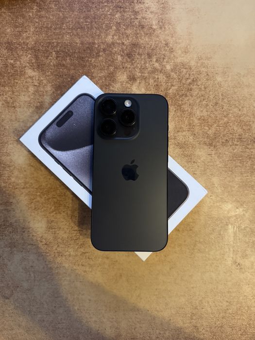 iPhone 15 pro 256gb
