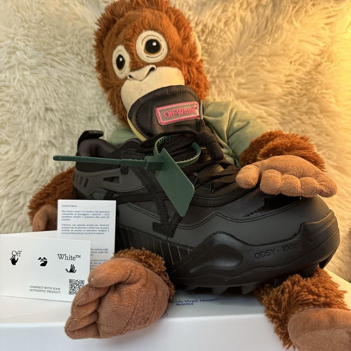 Off white odsy 1000 full black