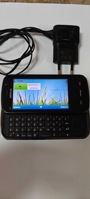 Telefon Nokia C6-00