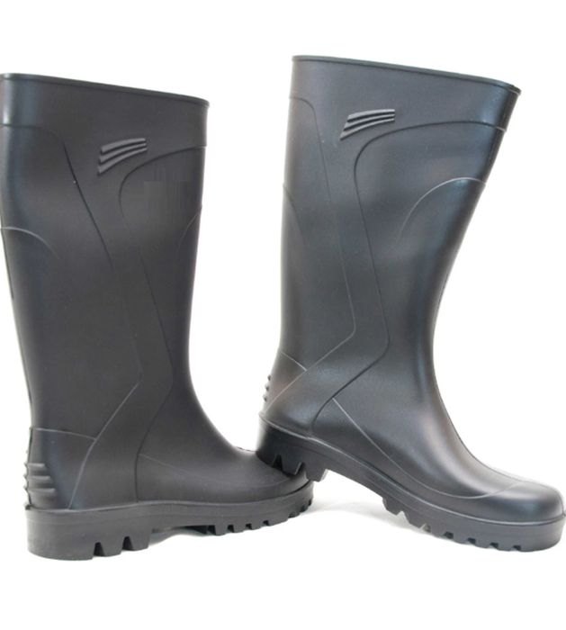 Cizme si bocanci de protectie - NOI