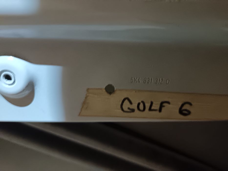 Ușă dreapta fata Volkswagen Golf 6 în 4 uși