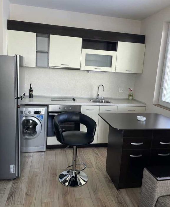 Дава се под наем Двустаен апартамент в София, Слатина - 58 кв.м за 418.71 € - Снимка #1