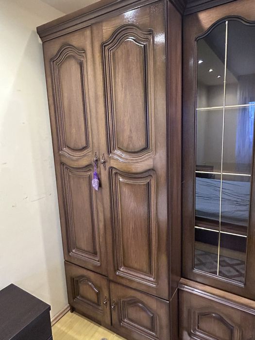 Mobilă  – 4 corpuri – stare foarte bună