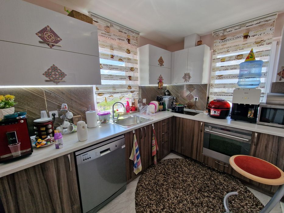 Продава се Хотел в с. Долно изворово, Област Стара Загора - 400 кв.м за 1084 €/кв.м - Снимка #3