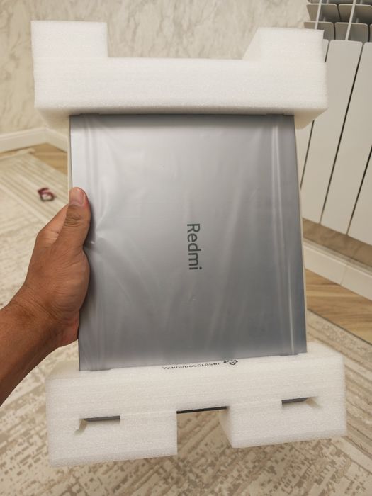Redmi Book 16 2024 (Gen13 CPU FHD)