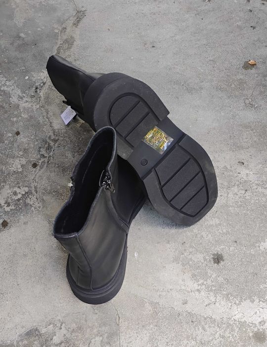 Vând ghete damă, piele naturală