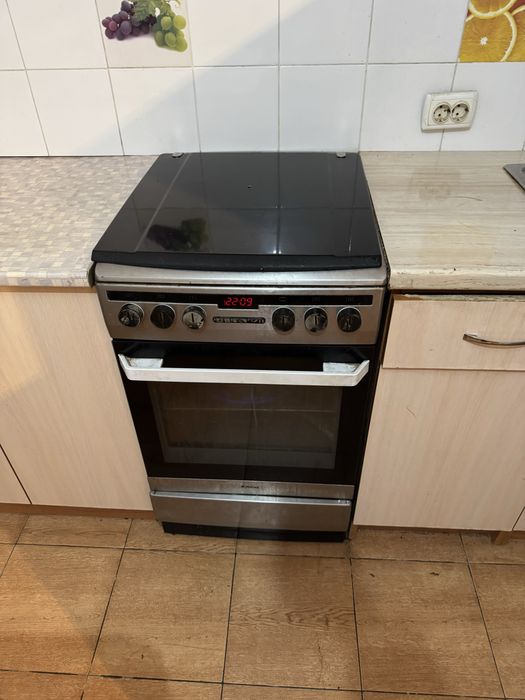 Продам плиту в рабочем состояний