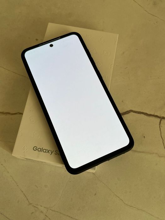 Samsung Galaxy S21 FE 6/128 ГБ