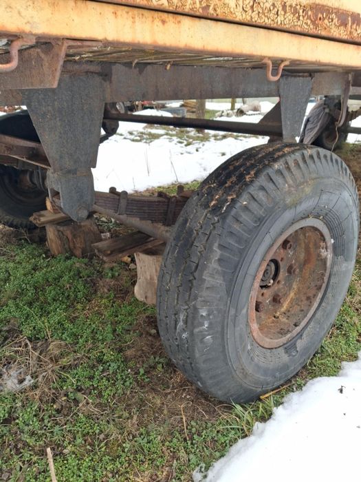 Vând vagon stupi fără acte