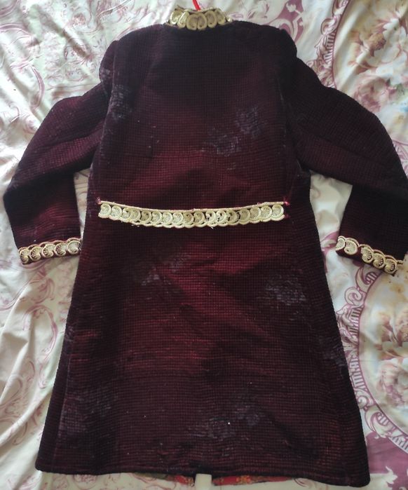 Бухороча келин тўн,холати идеал. куз қиш бахор мавсумига мос.