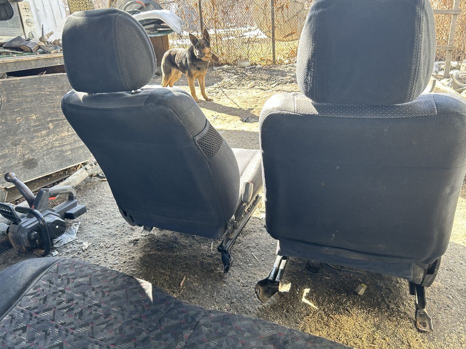 Продам сиденья от субару форестер