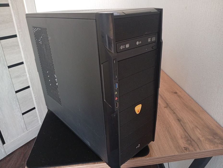 Компьютер (только системный блок)